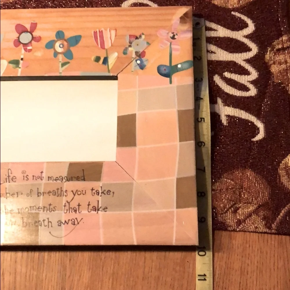 Wood 8x10 picture frame that fits a 4x6 photo